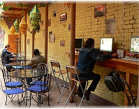 Бар + интернет-кафе