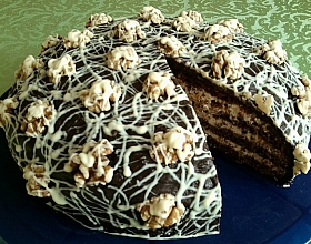 Торт «Чернослив в шоколаде»