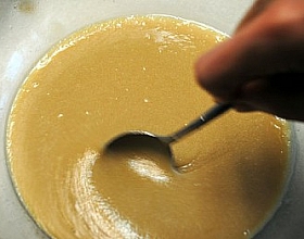 Масляно-имбирный соус