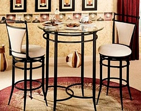 Металлические столы и стулья для кафе